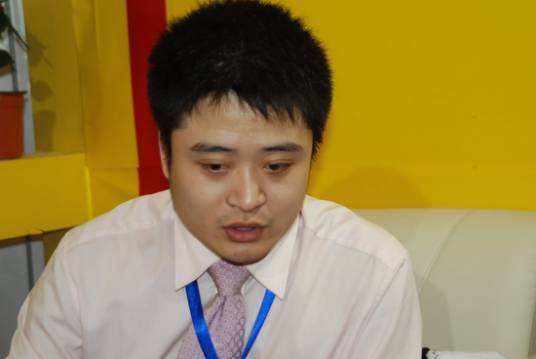 王晟(清华大学“马约翰杯”健美冠军)