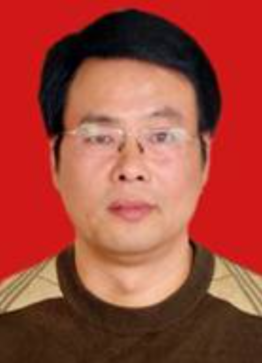 万坤（南昌市南昌县财政局党组成员、总会计师）