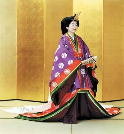 十二单(日本传统女性服饰)