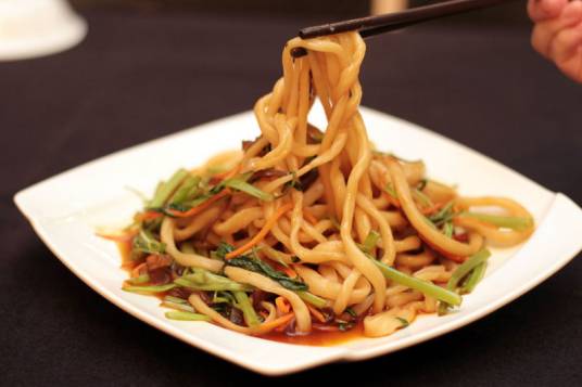 拉条(西北特色食物)