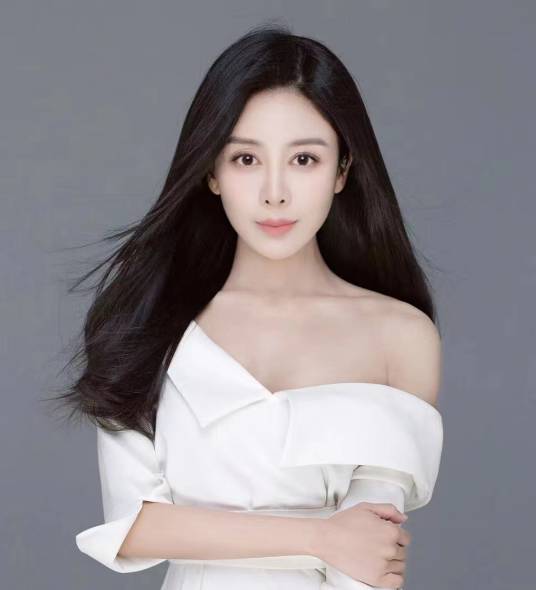 贾媛媛(中国内地女演员、主持人)