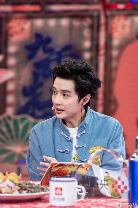 苗霖(中央广播电视总台主持人)