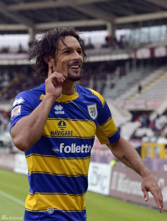 阿毛里·德·奥利维拉·卡瓦略