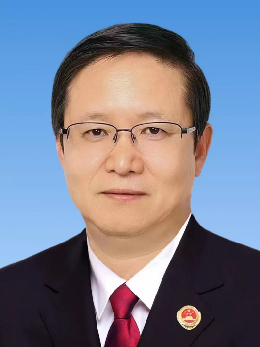 顾雪飞（山东省人民检察院党组书记、检察长，省委政法委副书记）