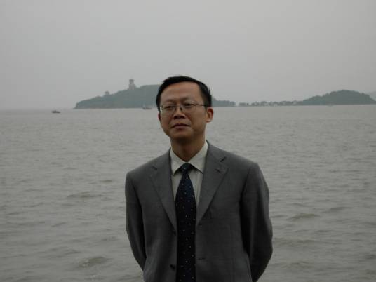 徐国利(上海财经大学人文学院教授、博导)