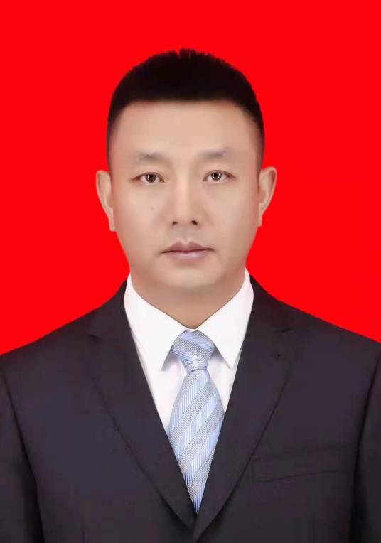 张治国（贵州省毕节市七星关区委常委、区政府副区长）