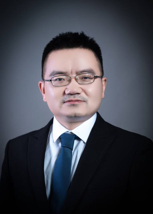 梁鹏（长安大学教授、博导）