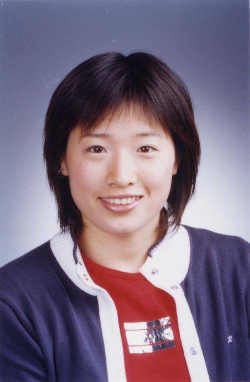 罗雪娟（中国前女子游泳运动员）