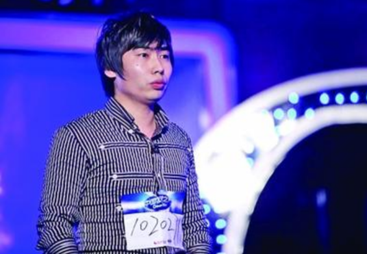 黄晓龙（黄晓明的堂弟）