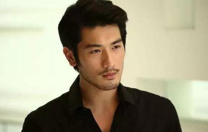 焦俊艳和高以翔到底有没有爱过，为啥网友矢口认定他们曾经相爱？