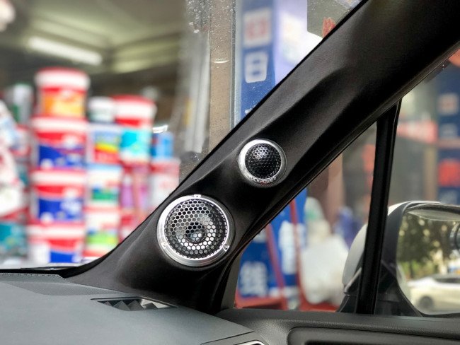 怎么改装斯巴鲁森林人汽车音响？