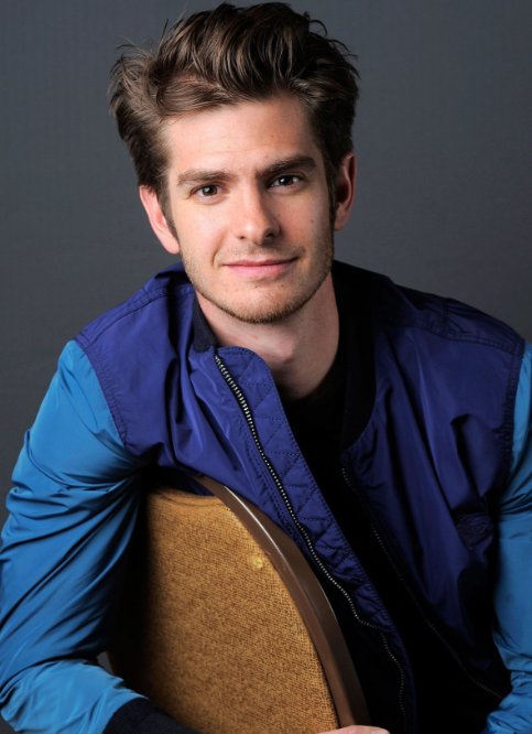 蜘蛛侠和超凡蜘蛛侠有什么区别