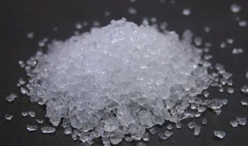 我是二氧化硅,你是氢氟酸,在酸中只有你,是我唯一的软肋。这句情话是什么意思？