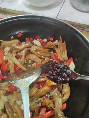 开家干锅鸭爪爪店赚钱吗?华飞鸭爪爪加盟有哪些加盟优势?