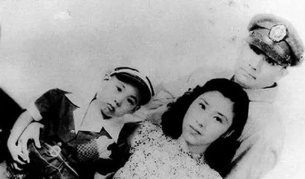 孙子视爷爷为偶像，张灵甫后代现在过得怎样？