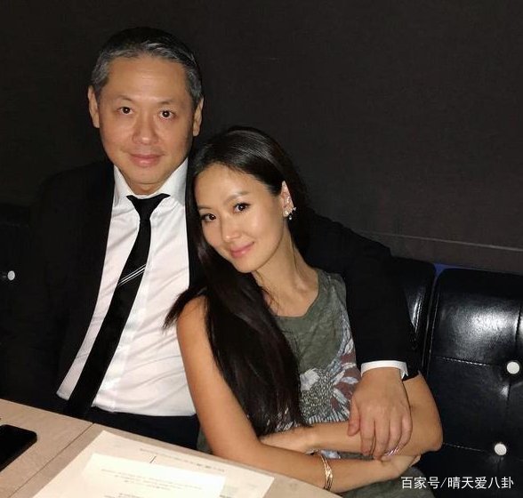 12岁背香奈儿，21岁嫁豪门，42岁孙芸芸为何能成为完美女人？