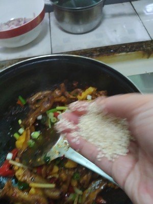 开家干锅鸭爪爪店赚钱吗?华飞鸭爪爪加盟有哪些加盟优势?