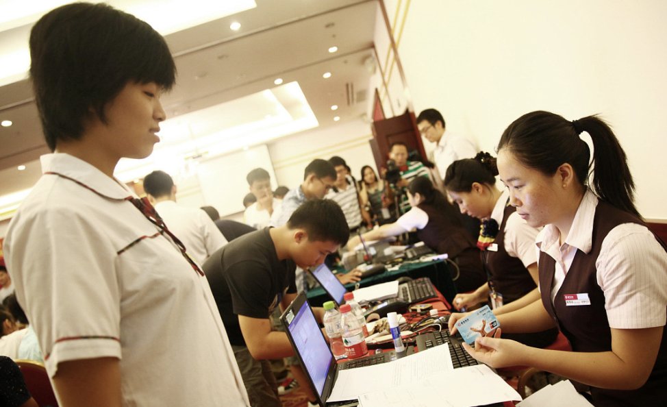 贫困生助学金申请表理由该怎么填？