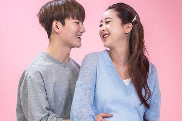 娱乐圈中，为何老妻少夫不及老夫少妻容易被人们接受？