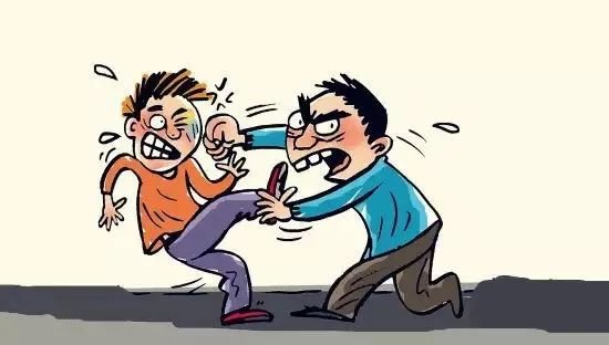 深圳一男子到长沙约架被暴打，你如何评价此男子的行为？