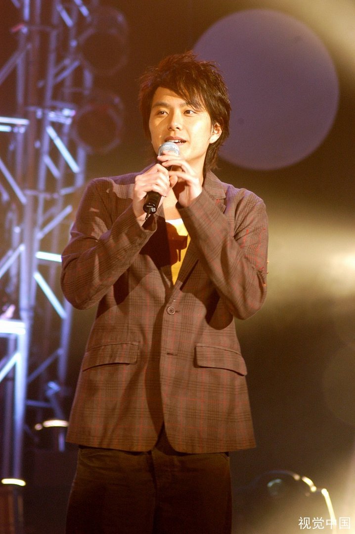 黄翠如爱情从不被看好，是因为女方的背景太强了？