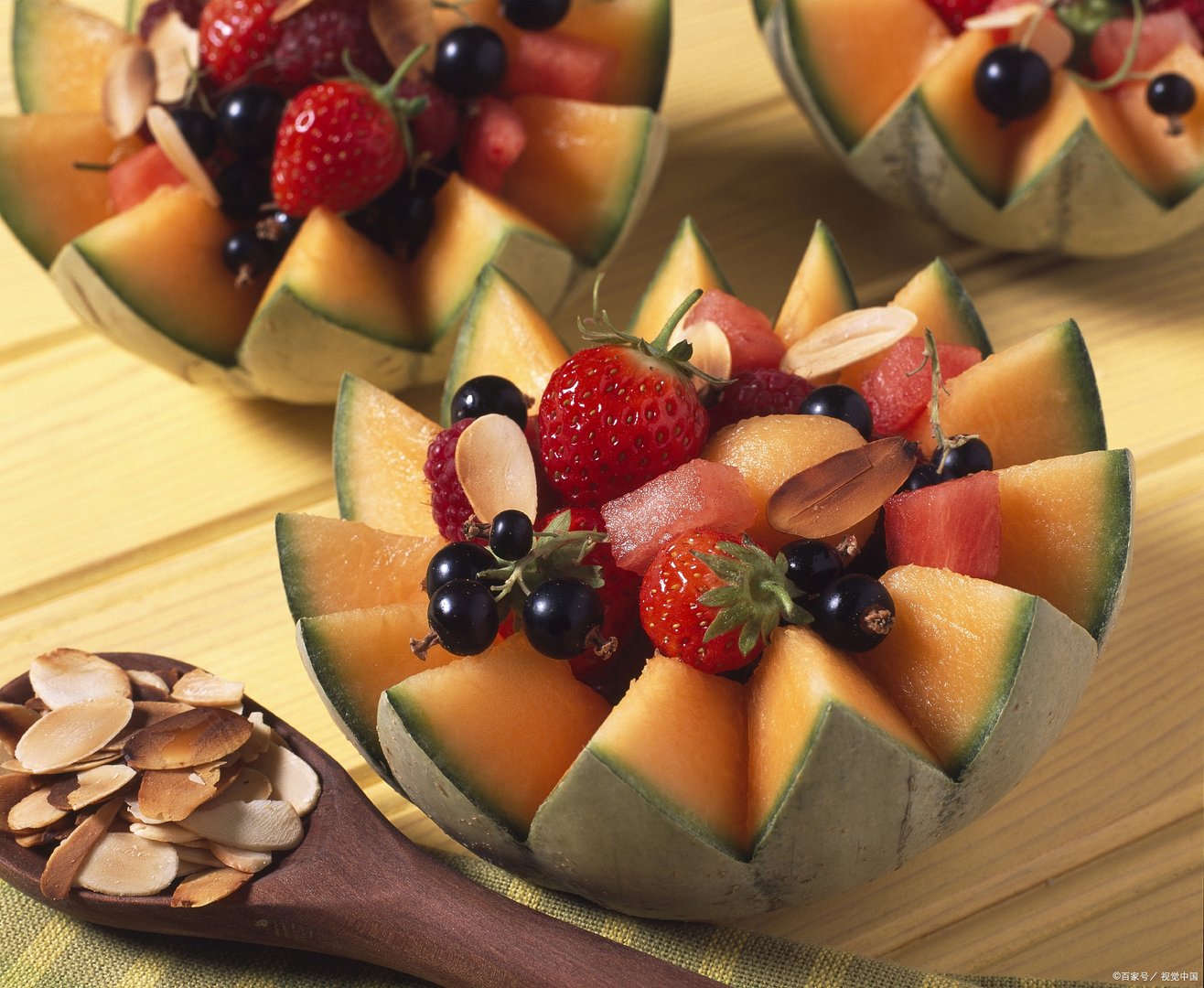 孩子大多喜欢吃水果，怎样给孩子吃水果才健康无害？