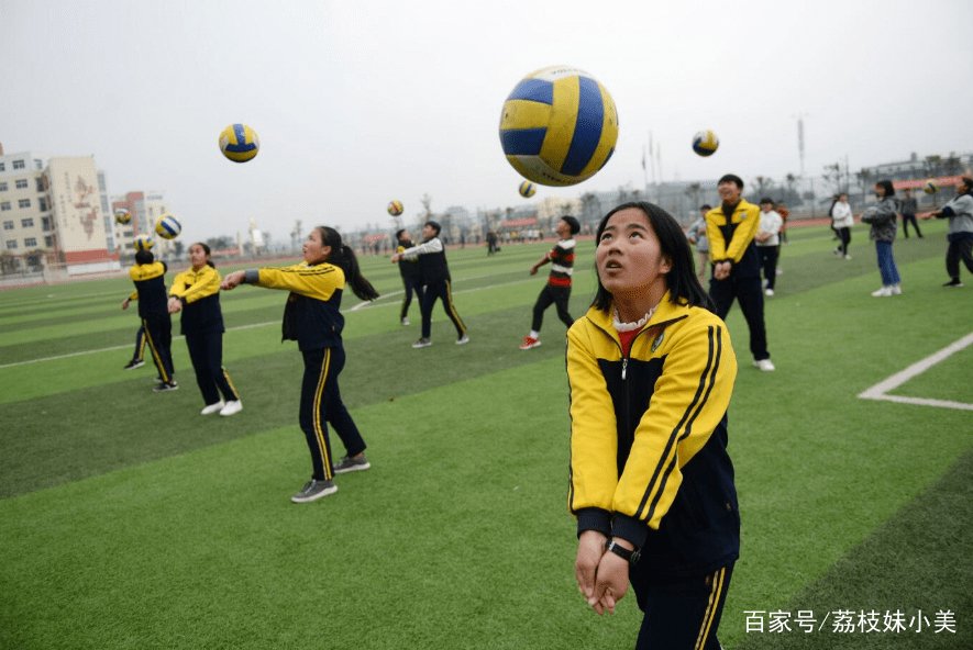 取消英语主科地位，增加三门课程比重，英语真的重要吗？