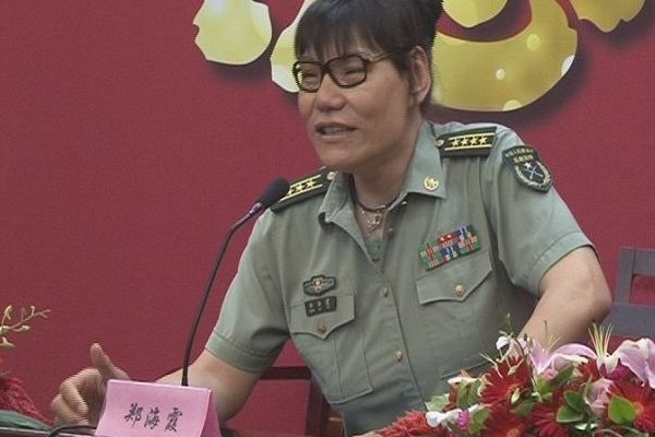 当年女篮第一中锋郑海霞去了哪里？现在怎么样了？