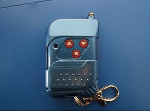 电动遥控车库门的遥控器对码如何操作？？？？