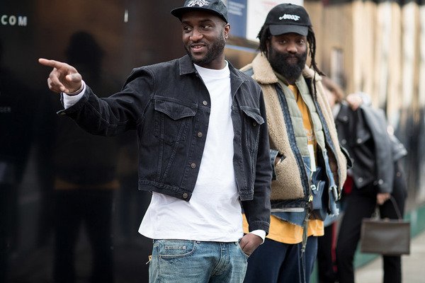 金·卡戴珊真的原谅了侃爷的婚内出轨吗？