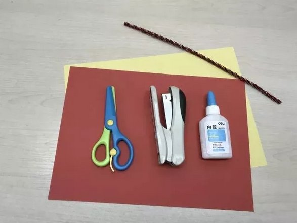 手工灯笼制作方法视频是什么？