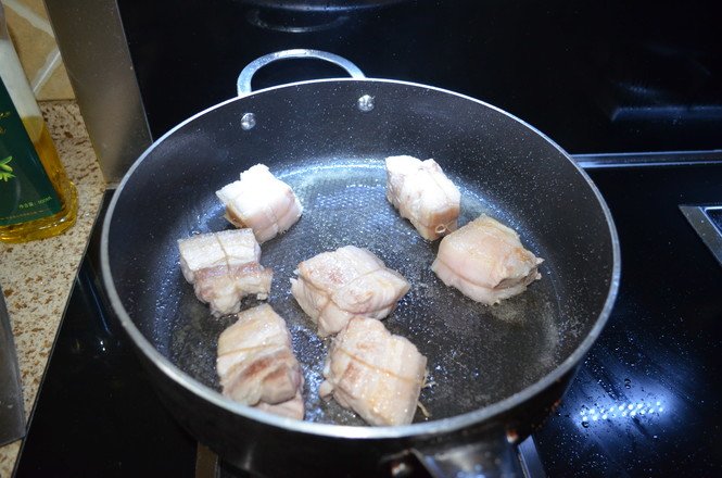 东坡肉是哪里的名菜?