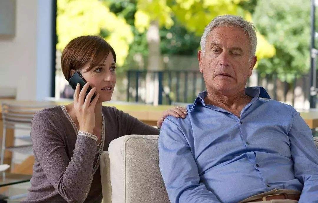 每天坐8小时不运动中风风险高7倍，原因是什么？