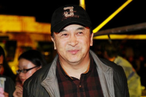 黄宏“被捕”带走，作为小品之王为何会是这个下场？