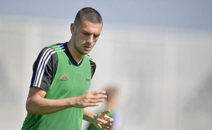 尤文3-0战胜基辅迪纳摩队的比赛里,德米拉尔的表现如何?