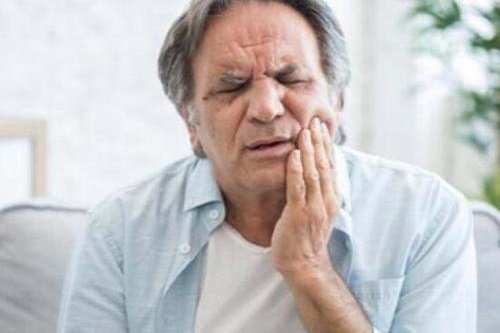 口腔溃疡反复发作的原因到底是什么呢？