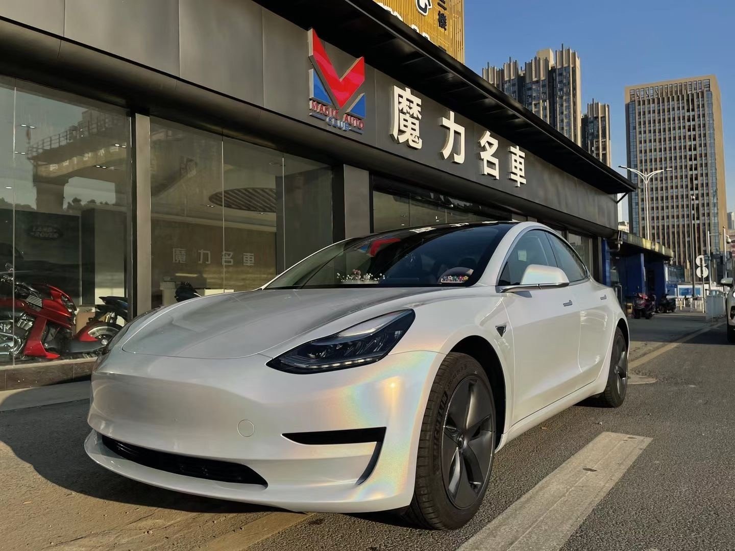 深圳做汽车改色贴膜哪 家好？