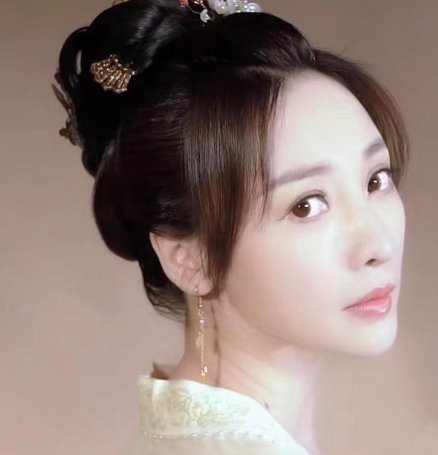 《梦华录》：41岁柳岩把男人扔水里，她在这部剧中的演技怎么样？