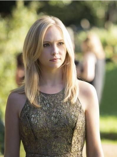 《吸血鬼日记》中，卡洛琳·福布斯这个角色你觉得怎么样？