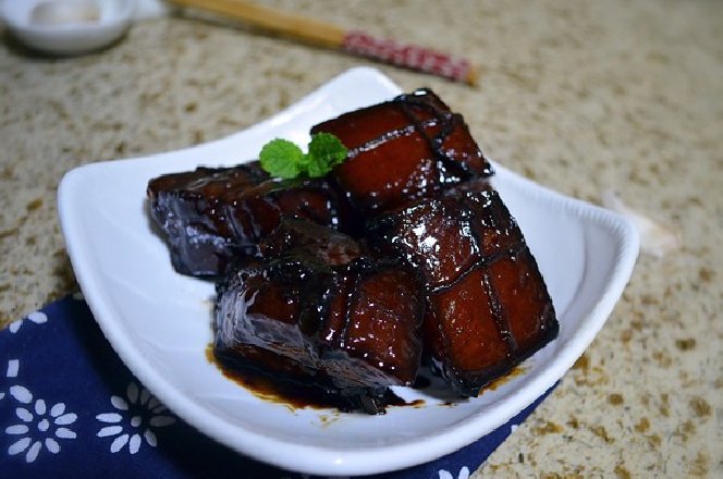 东坡肉是哪里的名菜?