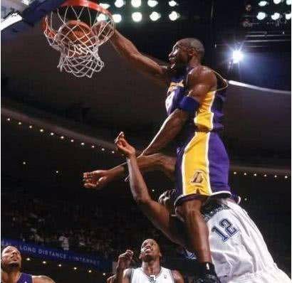 NBA球员有过哪些死亡之扣？