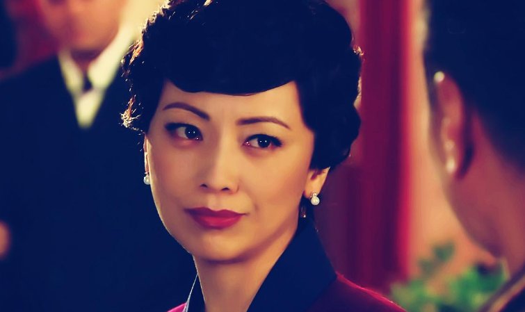 邓萃雯拔倒刺手肿进医院，为什么拔倒刺会导致手肿？