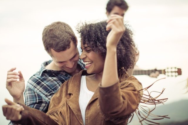 女生说做小伙伴，是什么意思？