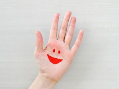 吴昕发文感谢粉丝，当得到帮助时你都是怎么感谢的？