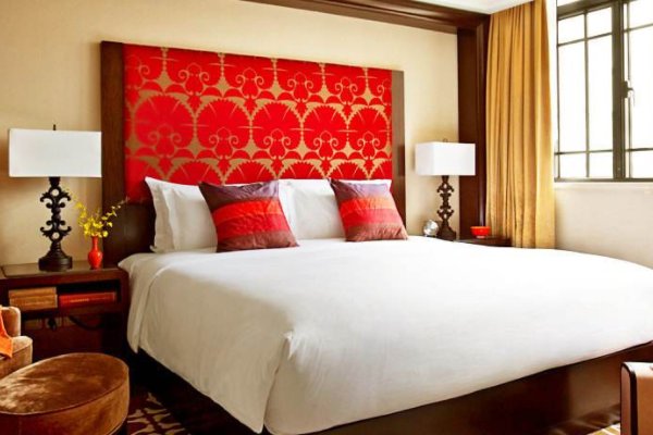 上海人民广场附近酒店有什么推荐？