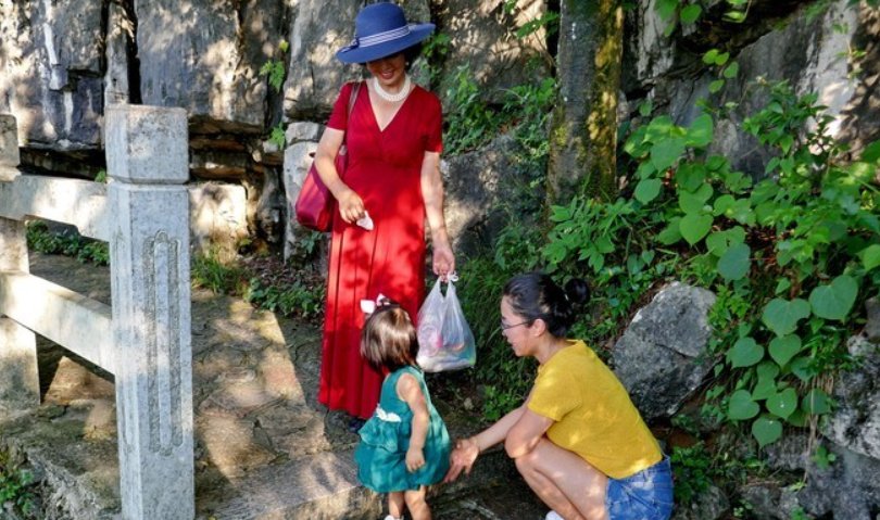 湖南一八旬老人自费40万环游世界，他都去过哪些地方？领略过多少风景？