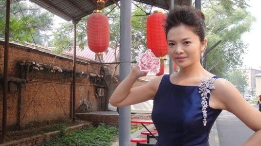 你还记得央视美女主持人文清吗？近况如何？