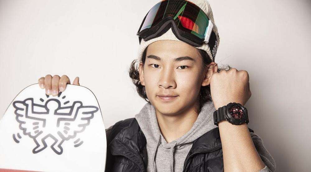 滑雪运动苏翊鸣的家境备受关注，他的父母是如何将其培养成才的？