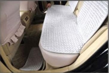 如何雪佛兰新赛欧三厢后排座椅安装坐垫