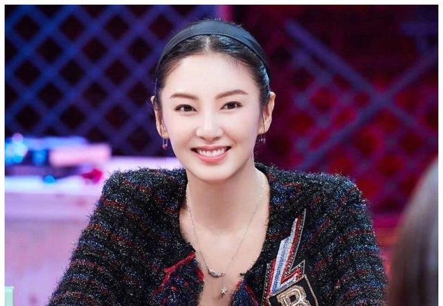 宁静，张雨绮，郑希怡参加《密逃》，这是节目组的安排还是姐姐们的安排？